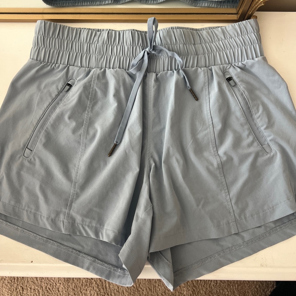 All In Motion Women's Stretch Mid-Rise Shorts Light Blue